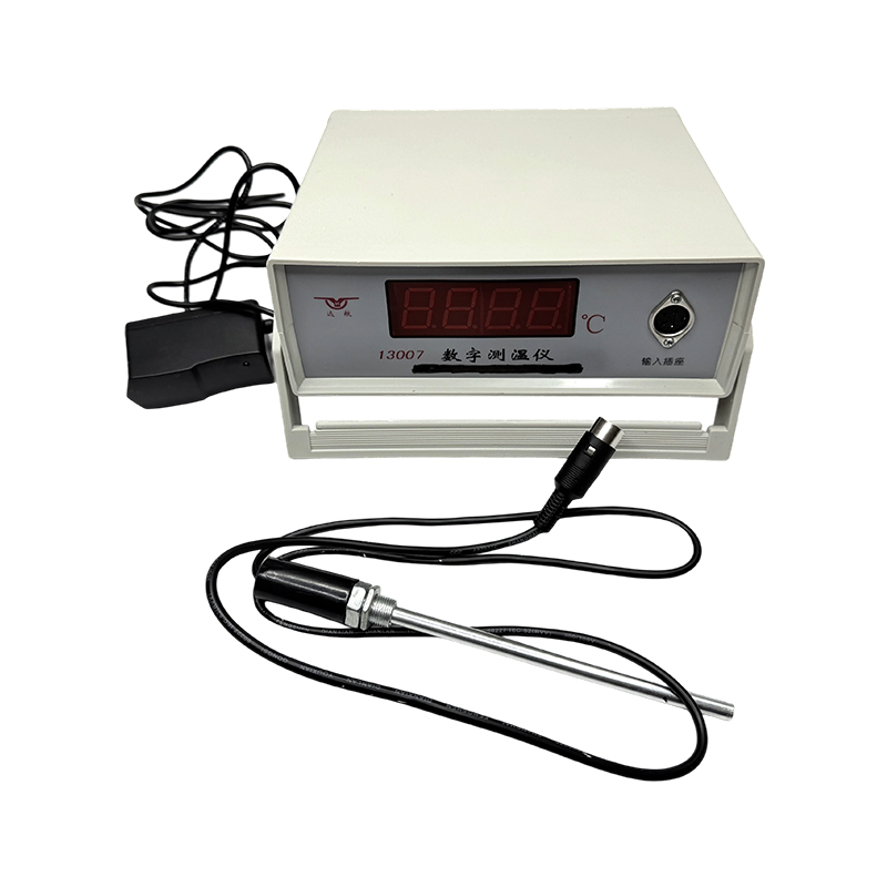 Strumento digitale per la misurazione della temperatura/fisica/strumenti da laboratorio