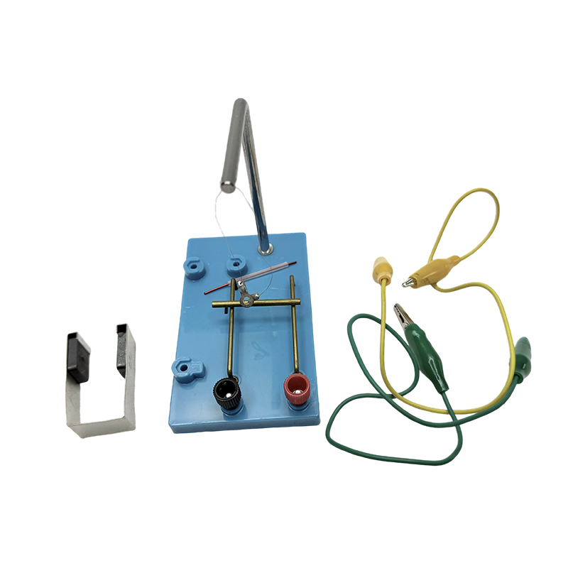 Effetto del campo magnetico su apparecchi sperimentali di corrente elettrica/fisica scolastica/strumenti di laboratorio
